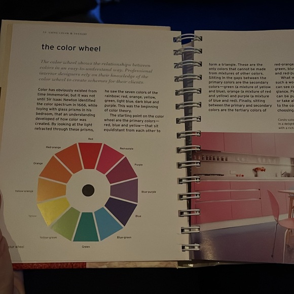 NWOT Color & Texture Decorator book - Picture 6 of 16